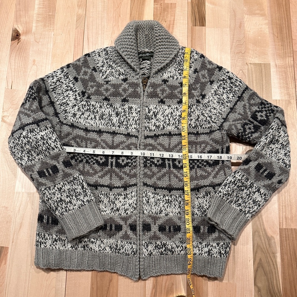 Eddie Bauer Men’s Gray Zip-Up Sweater